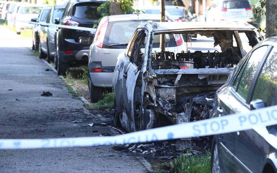 Očevidom utvrdili: Obitelji sa Srebrnjaka netko zapalio auto