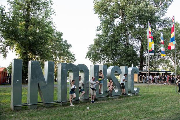 Zagreb: Atmosfera na 15. INmusic festivalu koji se održava na Jarunu