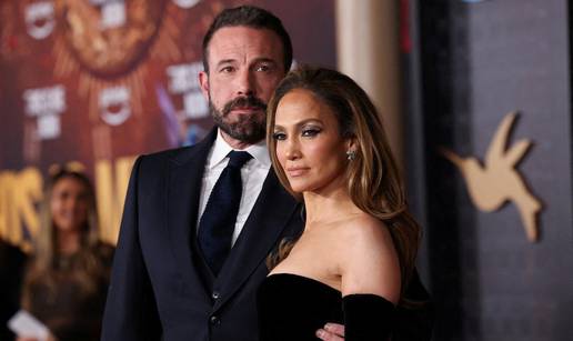 Ben Affleck skinuo je prsten, a što će Jennifer Lopez napraviti sa svojim? 'Prekrasan je, ali...'