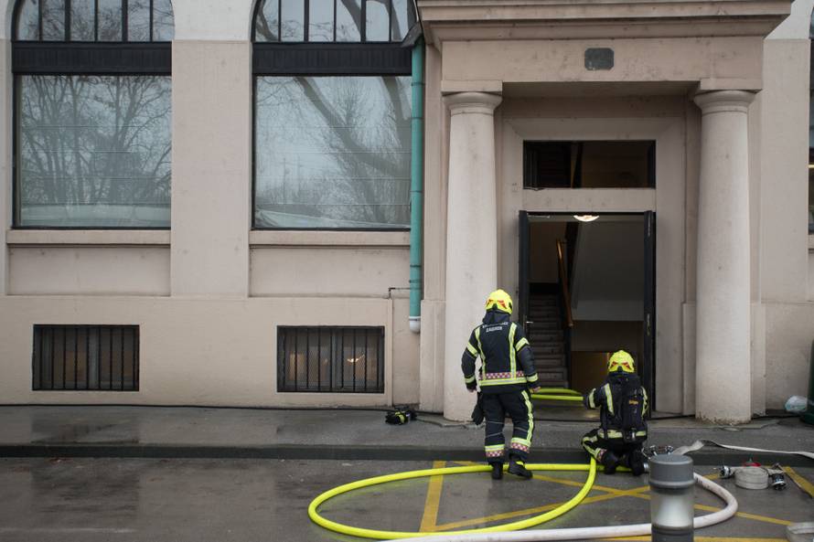 Zagreb: Vatrogasci gase poÅ¾ar koji je izbio u sauni Hotela Esplanade