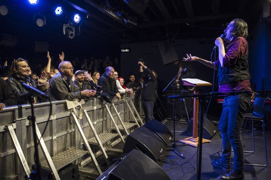 Goran Bare oduševio nastupom u Londonu! Domaćini: Majke mi, pa sviraju kao da su Englezi