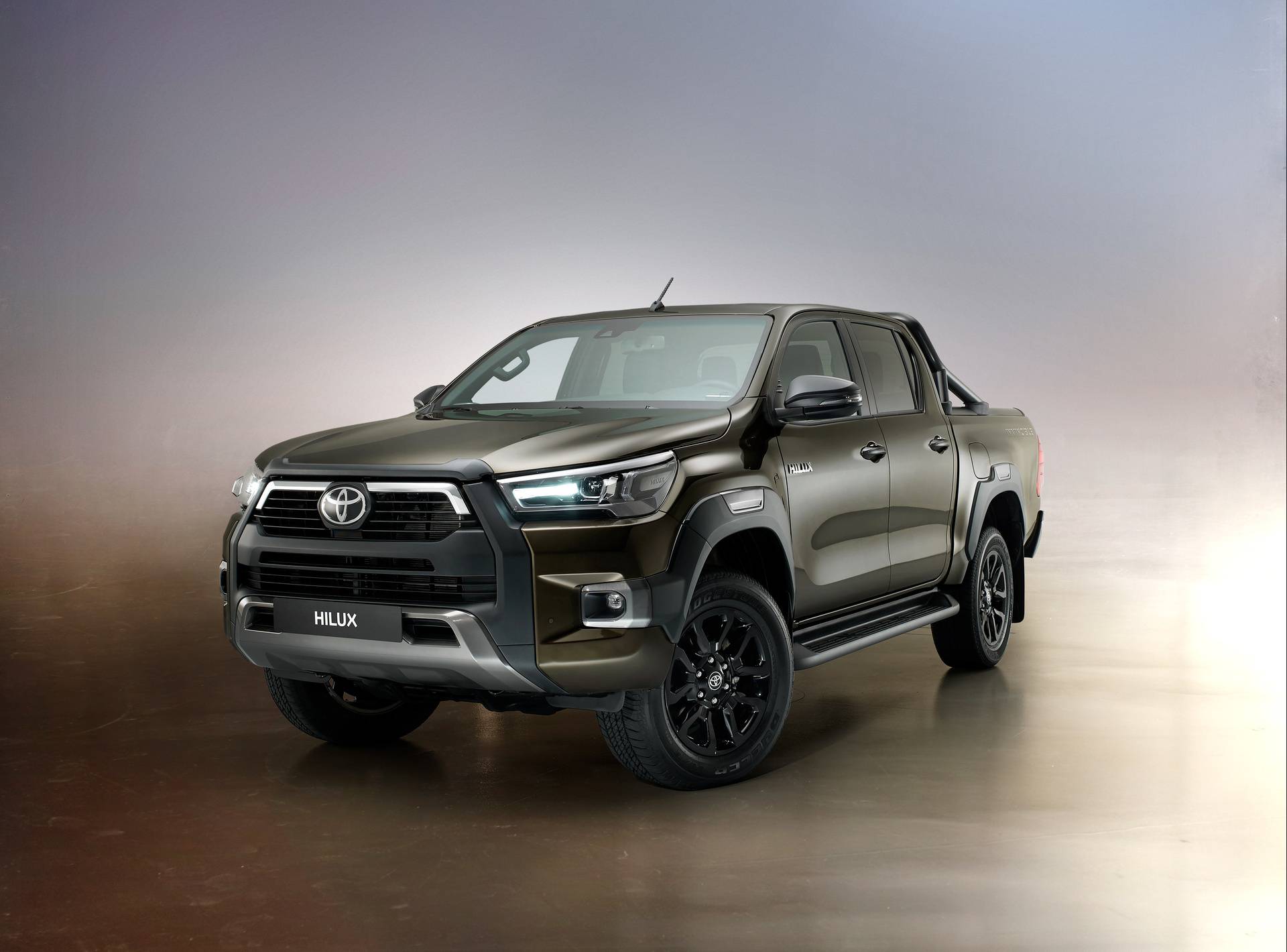 Kultni pick-up Toyota Hilux nakon redizajna ima novo lice