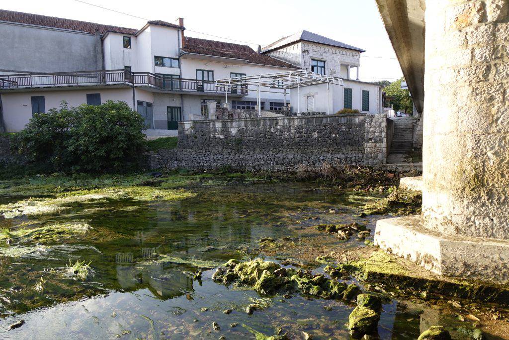 Imoćani u panici: Rijeka Vrljika počela nestajati nakon potresa