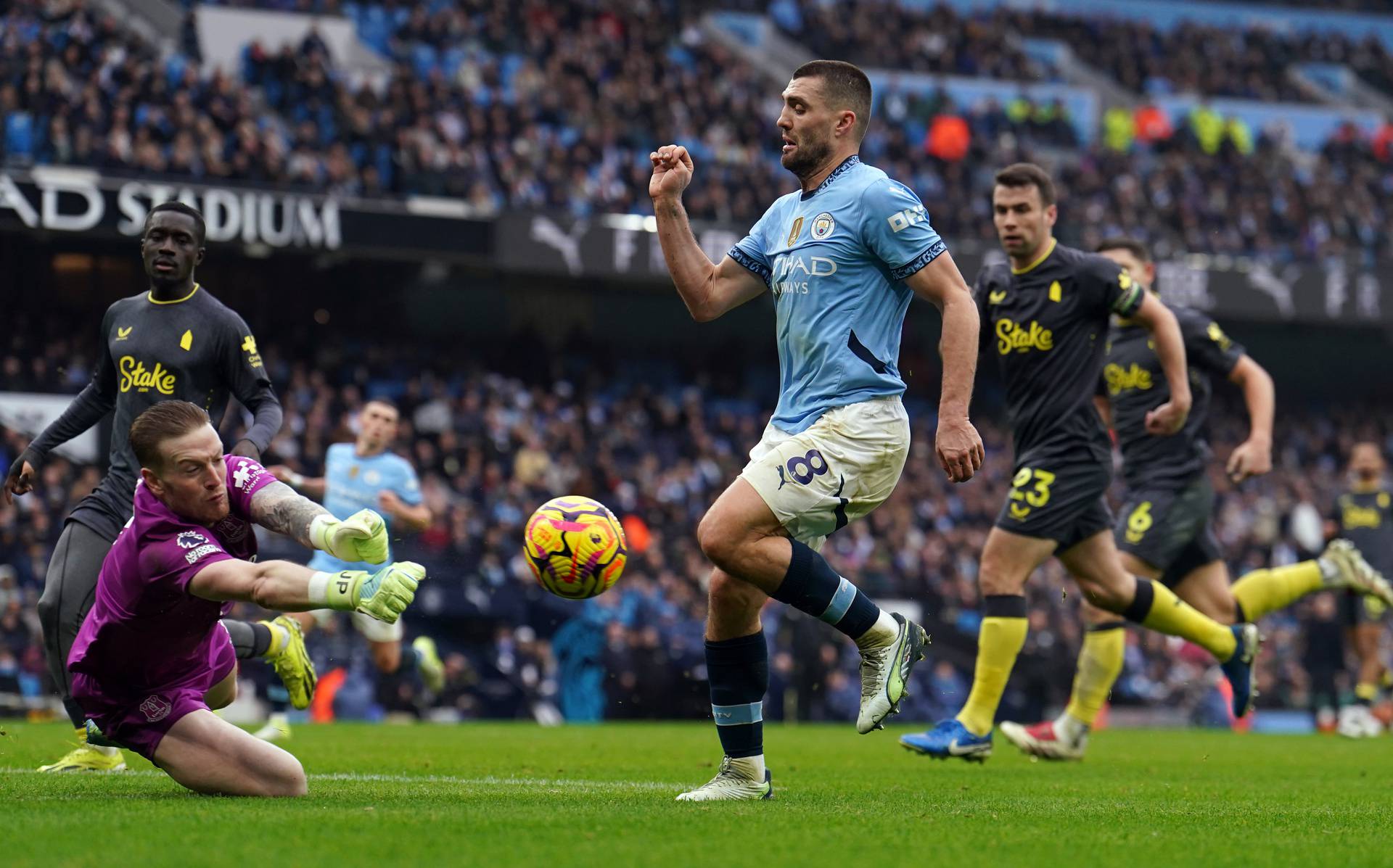 Manchester City v Everton - Premier League - Etihad Stadium