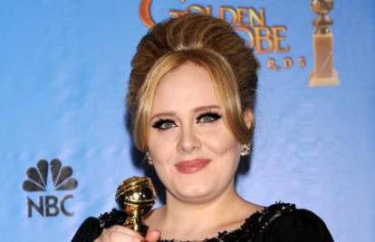 Adele ide hipnoterapeutu jer se boji nastupa na dodjeli Oscara