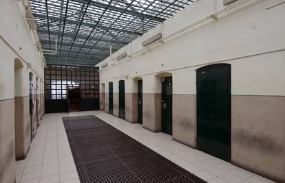 Petorica zatvorenika seksualno se iživljavala nad šestim, tukli su ga, a jedan mu je i prijetio