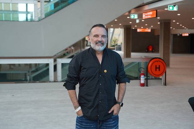 Beograd: Konferencija za medije Tonyja Cetinskog uoči skorašnjih koncerata u Sava Centru