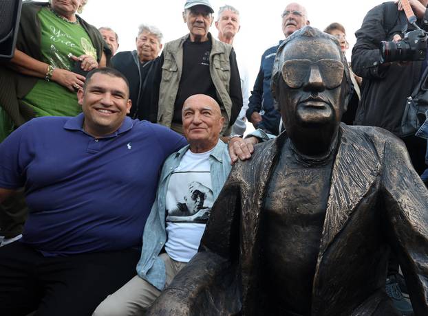 Miljenko Smoje dobio spomenik u Splitu 