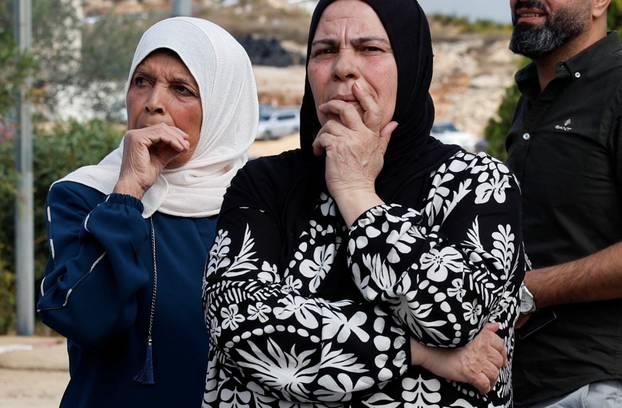 Hostages-prisoners swap deal between Hamas and Israel