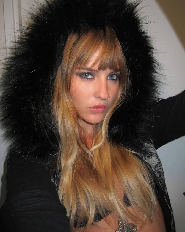 FOTO Golotinja joj nikada nije predstavljala problem, skidala se do kraja od početka karijere