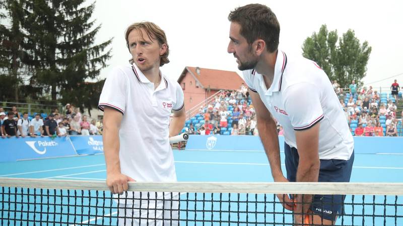 VIDEO Evo me, kume! Modrić podržao Marina Čilića u Miamiju