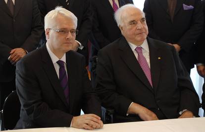 Josipović se u Mainzu sastao s bivšim kancelarom Kholom