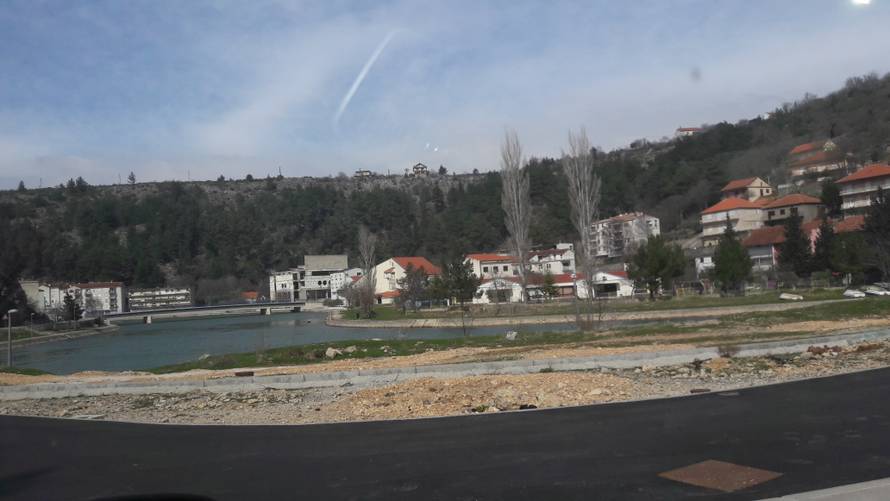 Crveni alarm za Jadran: 'Bura 140 km/h, vrijeme je opasno...'