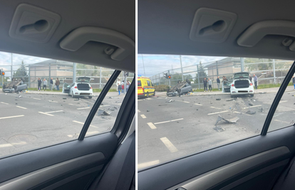 VIDEO Teška nesreća u Zagrebu: Jedan auto završio je na krovu, dvoje ljudi prevezeno u bolnicu