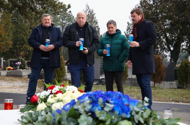 Zagreb: Delegacija GNK Dinamo posjetila grob Ćire Blaževića povodom njegove obljetnice smrti