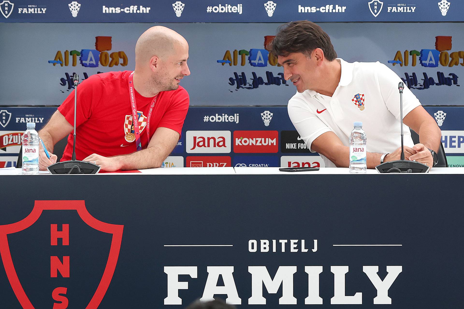 KATAR 2022 - Zlatko Dalić i Tomislav Pacak održali konferenciju za medije