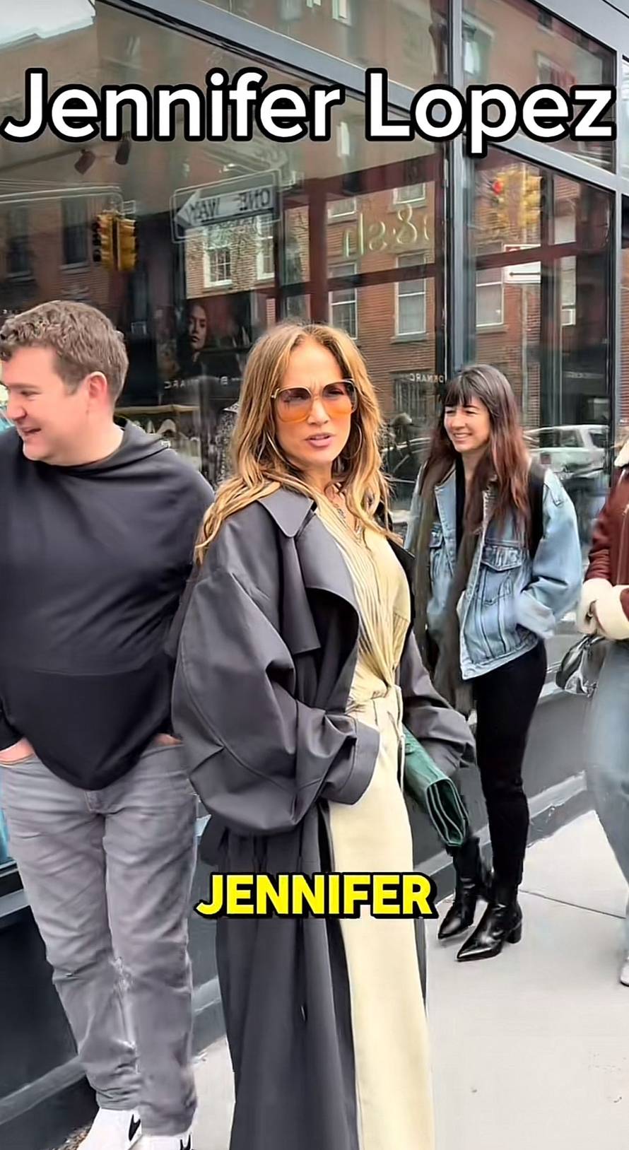 Mali, znaš li ti tko sam ja? J.Lo zaustavio Tiktoker i pitao je čime se bavi, ona ostala u šoku