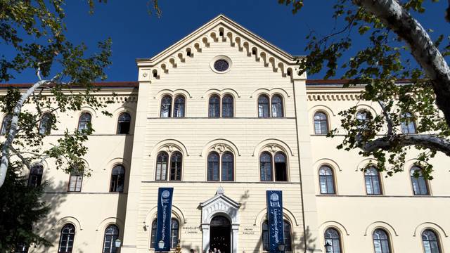 Sveučilište u Zagrebu izrazilo potporu ukrajinskim studentima