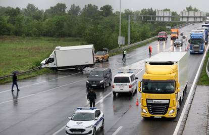 Detalji tragedije: Sestre išle na vjenčanje pa poginule u sudaru. Treća žena  završila u bolnici