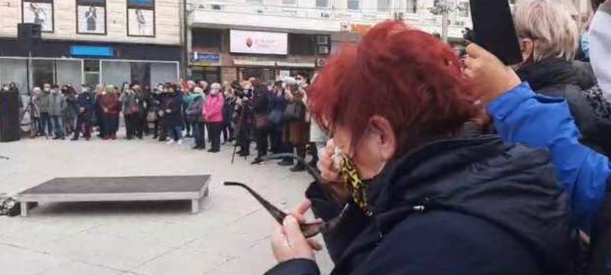 VIDEO Slavonija se uz tambure i suze oprostila od Kiće Slabinca