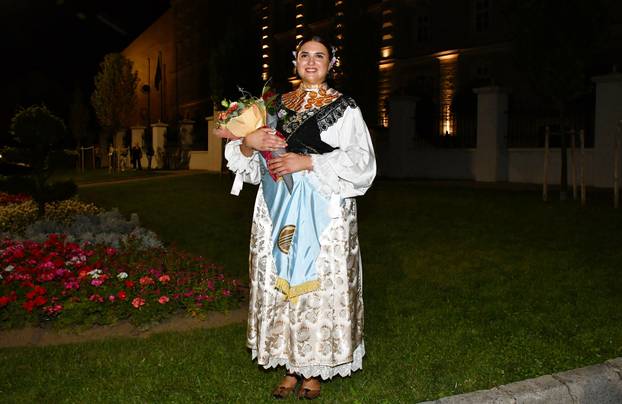 FOTO Ljepotice u nošnjama: Angela Butorac osvojila laskavu titulu 'najgizdavije Šokice'