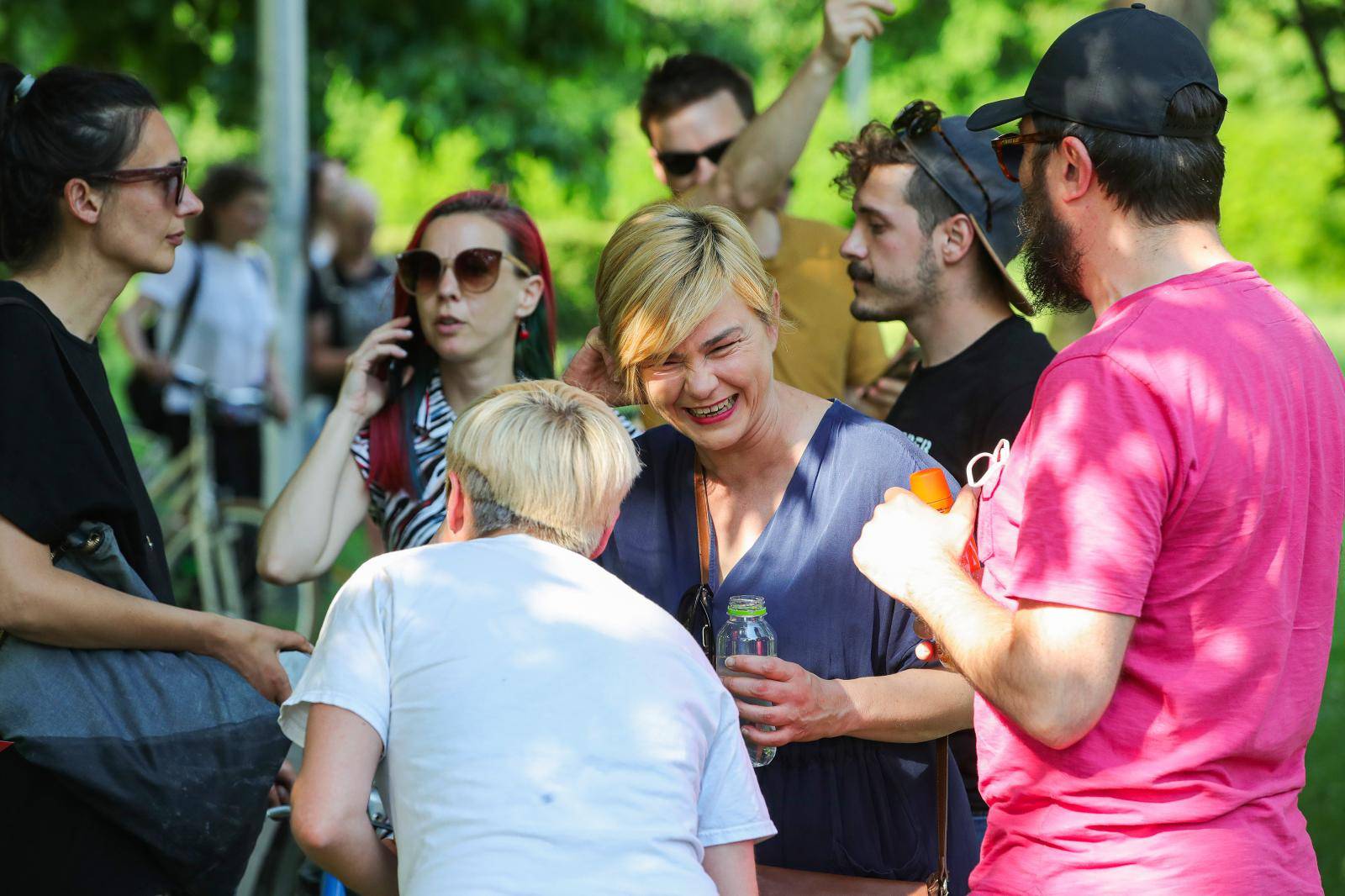 Pride ride: 'Neće nas zastrašiti paljenjem zastava i nasiljem!'