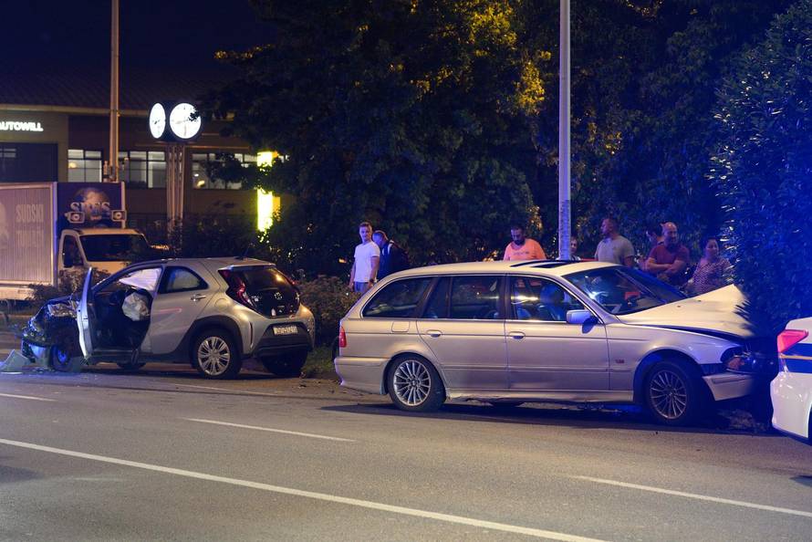 Zagreb: U prometnoj nesreći u Prečkom sudjelovala dva vozila