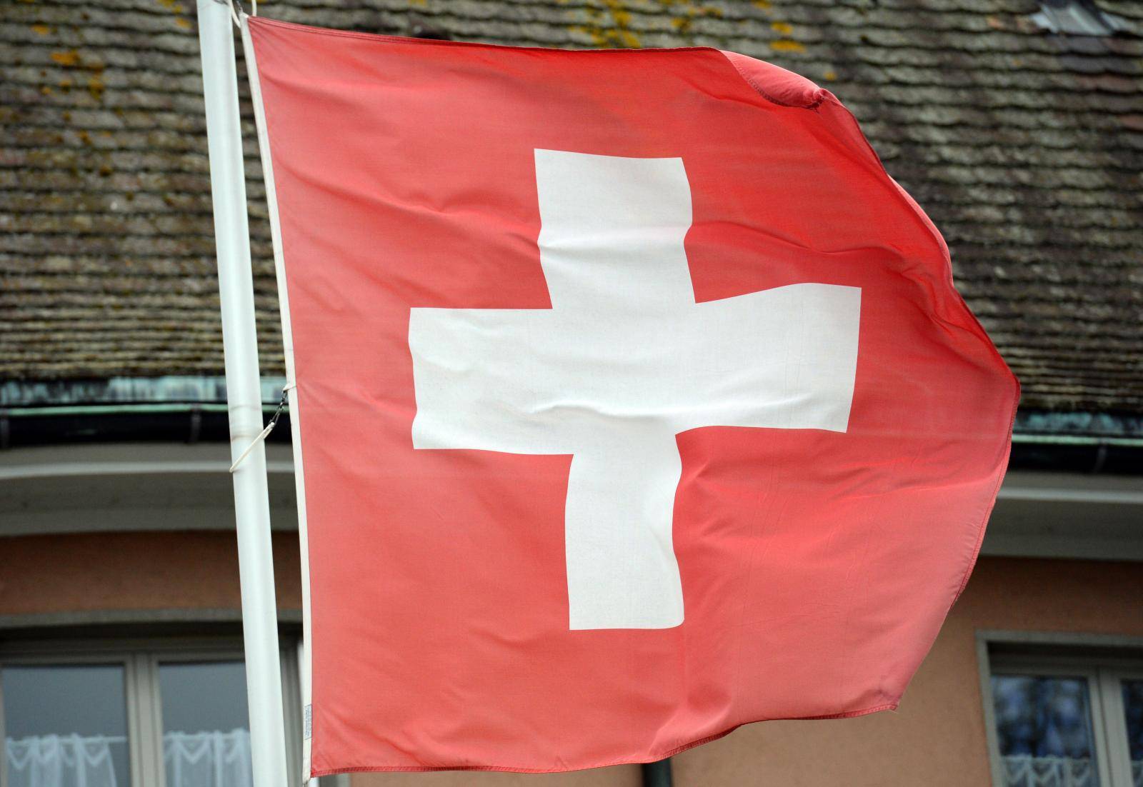 Switzerland limits immigration