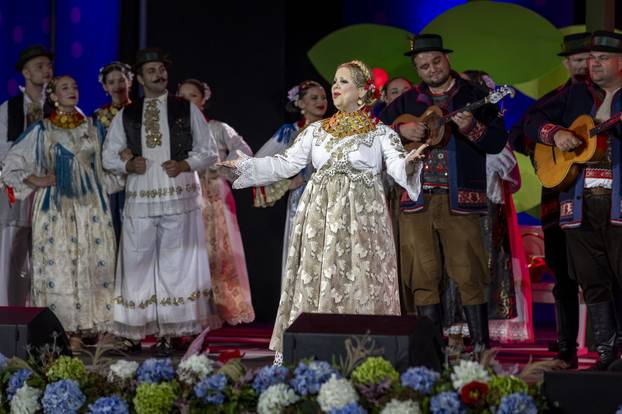 Vinkovci: 60. Vinkovačke jeseni pod sloganom "Jesen rumeni jabuka"