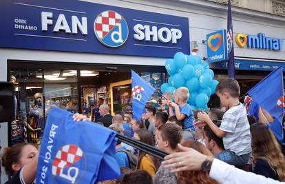 Dinamo hit u gradu: Oba Fan shopa sada će raditi i nedjeljom