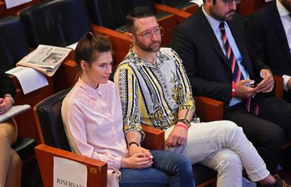 Amanda Knox traži financijsku pomoć za financiranje svadbe