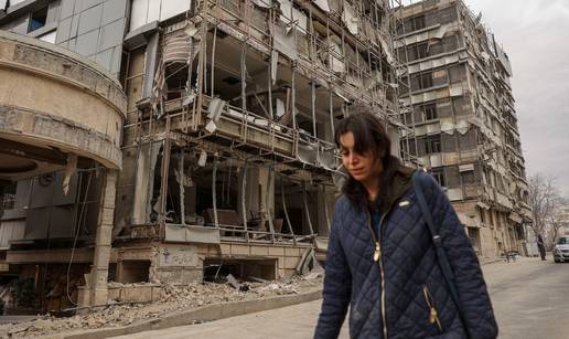 FOTO U napadu na Teheran o&scaron;te&cacute;ena bolnica: Ru&scaron;evine su posvuda, evakuirali pacijente!