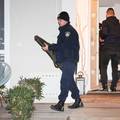FOTO: Policija noćas iz kuće Andrije Mikulića iznosila oružje