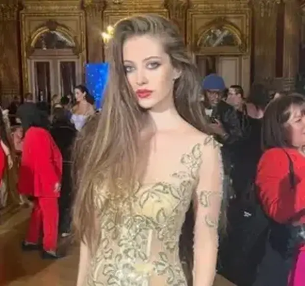 FOTO U Engleskoj pobijedio prvi AI klon misice! Jessica govori 150 jezika. Pljušte kritike...