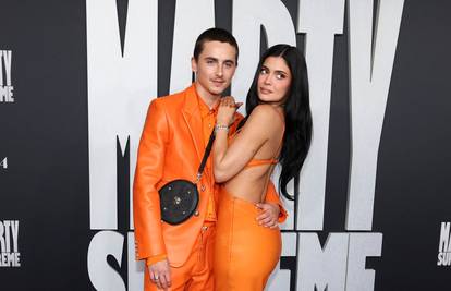 Kylie Jenner i njen dečko obukli narančasto: Evo što znači kada se par nosi istu boju