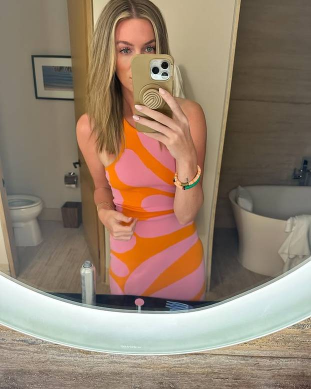 FOTO Zgodna doktorica: Mužu su poručili da me ostavi jer objavljujem prevruće fotografije