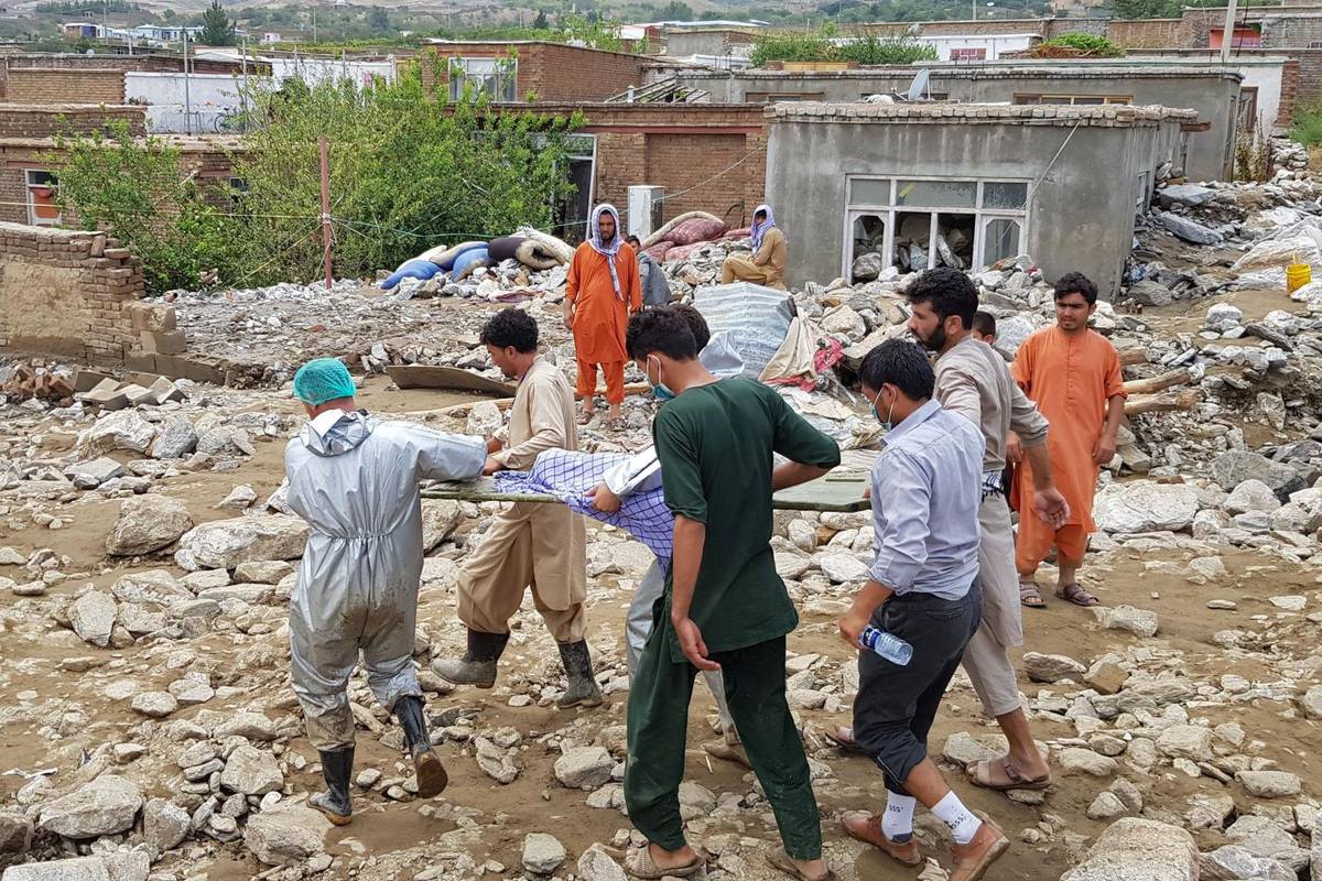 U eksploziji kamiona u južnom Afganistanu ranjeno 33 ljudi