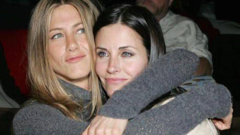 Courteney Cox starom fotkom čestitala rođendan Aniston