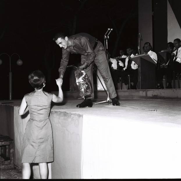 Otkrivamo davne prizore naših najvećih pjevačkih legendi iz slavnog Ljetnog kina Bačvice