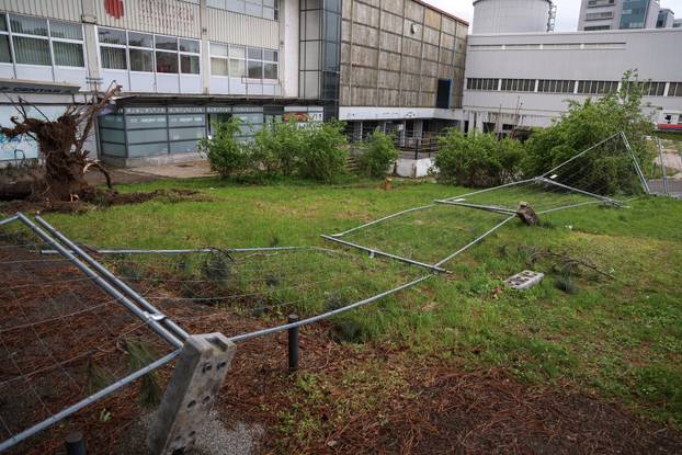 Zagreb: Dom sportova koji se obnavlja oštećen u snažnom nevremenu