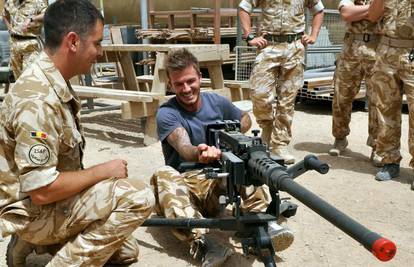 David Beckham otišao u Afganistan i igrao se rata