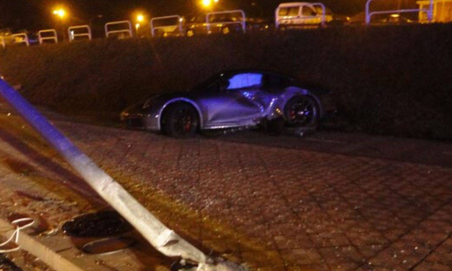 Španjolac uništio i smrskao Porsche vrijedan 300.000 €