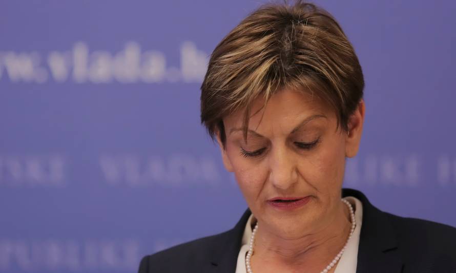 'Nisam učinila ništa krivo, ali ne želim biti uteg ovoj Vladi...'