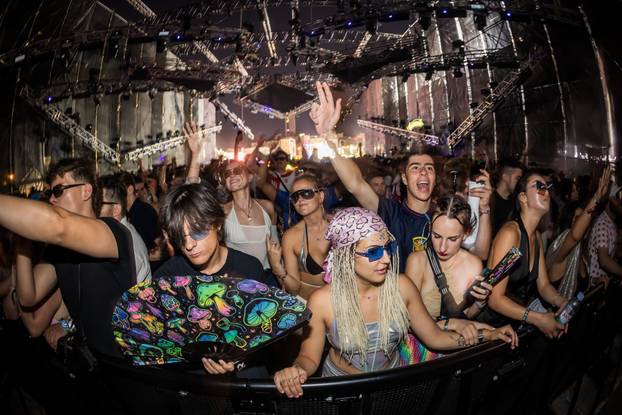Split - Treca Vecer Ultra Festivala. DJ  Adam Beyer & Mau P