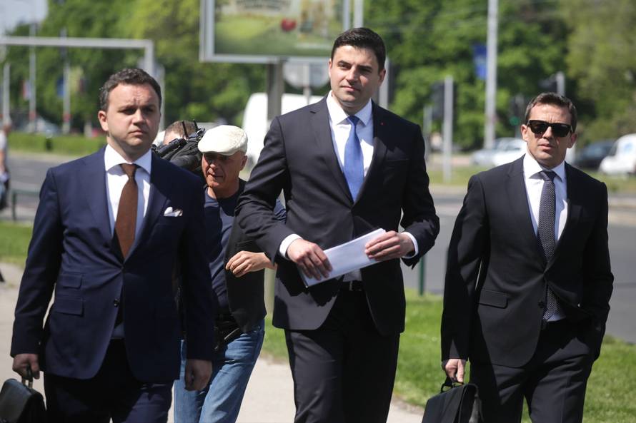 Grbin: Ja nisam Pernar da bih čekao  da netko pozove stražu