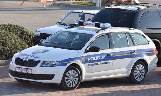 Sukob u Dubrovniku: Mladići su palicom izudarali policajce