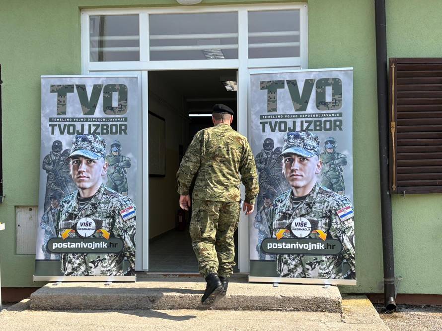 Prvi dan vojnog roka u Slunju