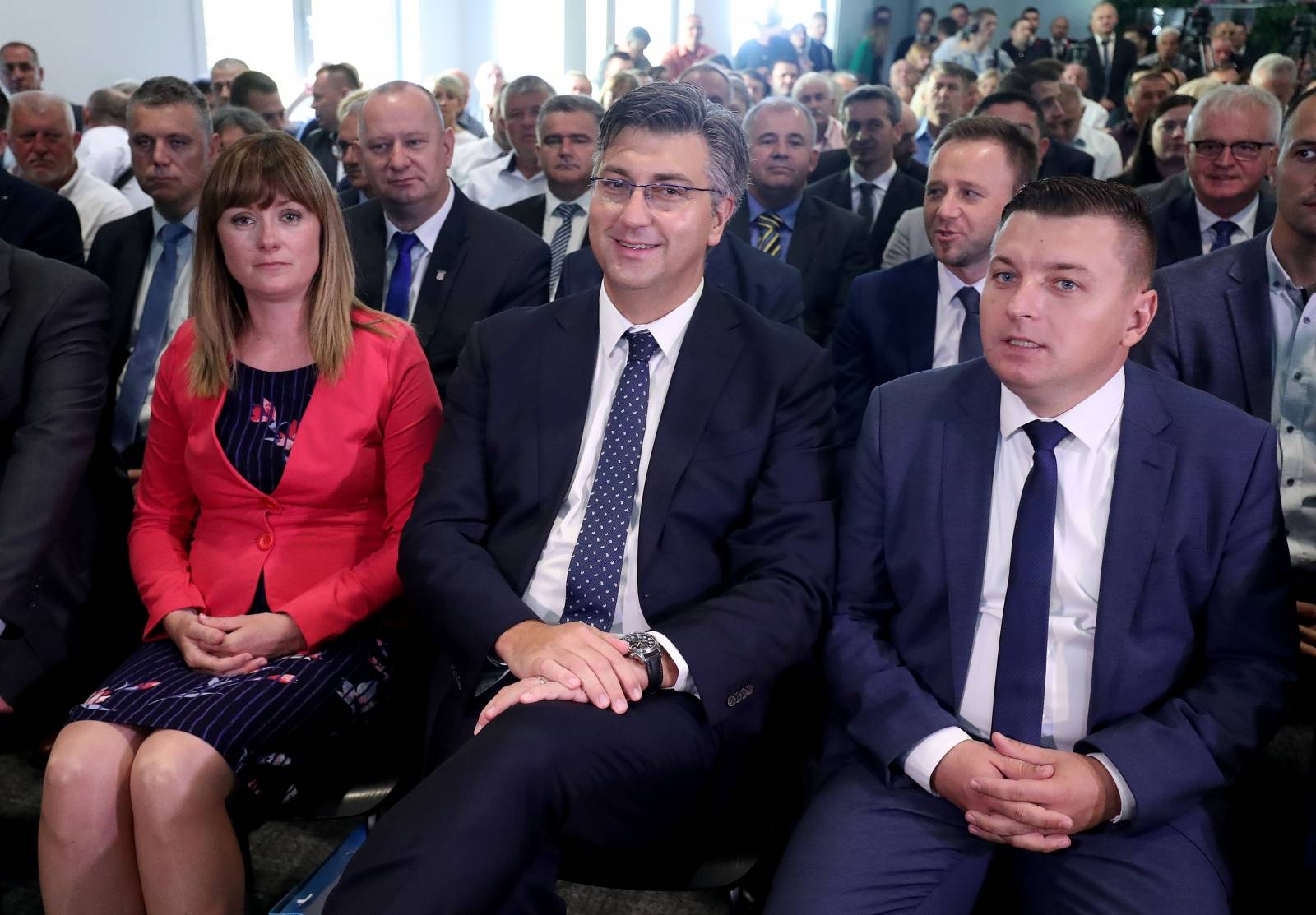 Zagreb: Premijer Plenković povodom Dana općine Rugvica sudjelovao na svečanoj sjednici Općinskog vijeća