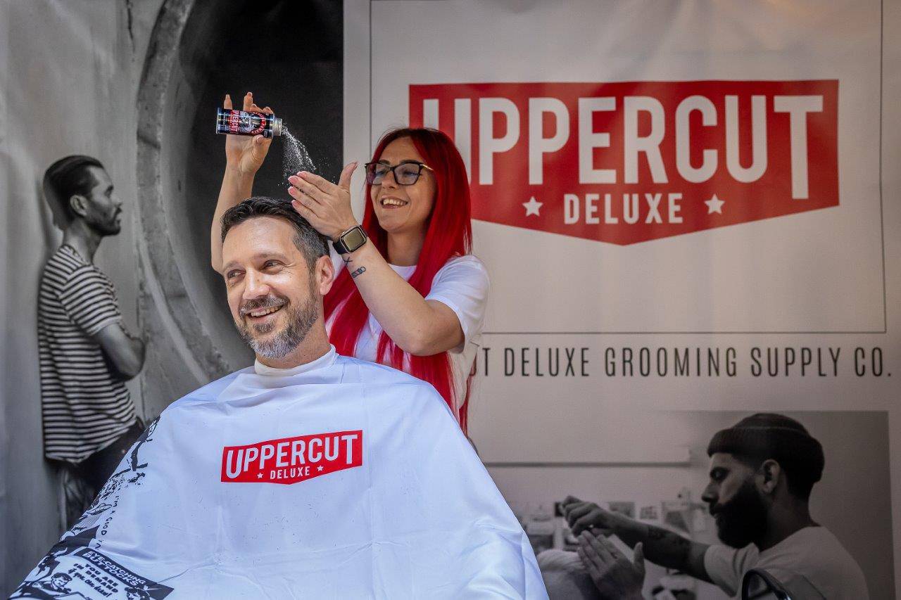 U centru Zagreba održan zabavni "Uppercut Deluxe Barber Show"