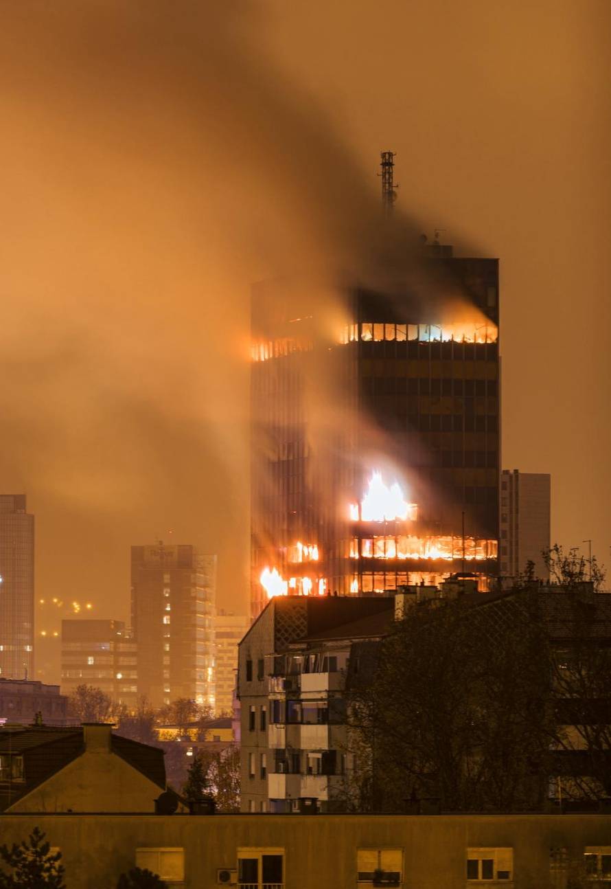Zapaljeni neboder: Što skrivaju misteriozne snimke iz mraka?